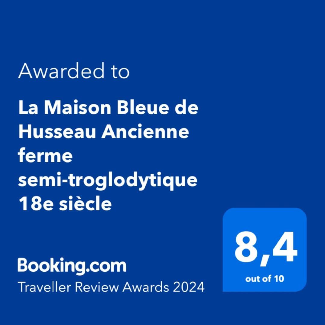 فيلا La Maison Bleue De Husseau Ancienne Ferme Semi-Troglodytique 18E Siecle مونتلويس سور لوار المظهر الخارجي الصورة